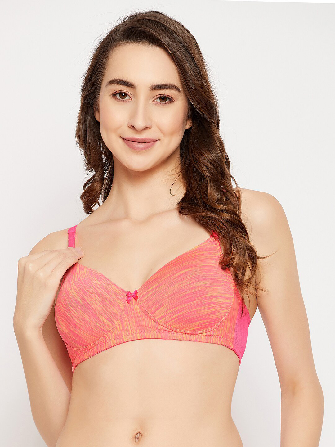 

Clovia Padded Non-Wired Full Cup Multiway T-shirt Bra, Pink