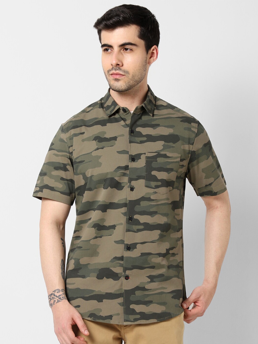 

VASTRADO Camouflage Printed Cotton Casual Shirt, Olive