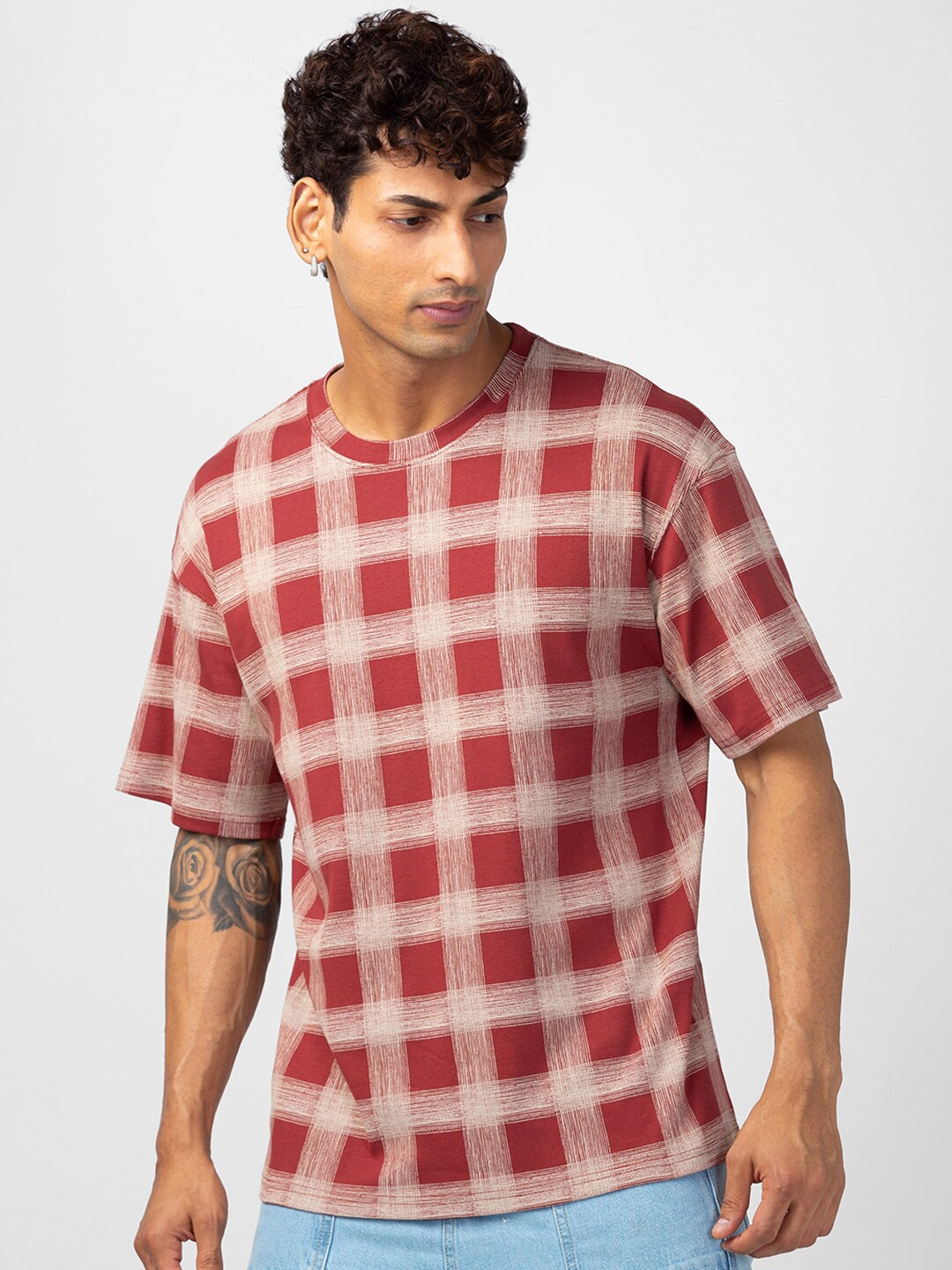 

VASTRADO Checked Drop-Shoulder Sleeves Cotton Oversize T-shirt, Red