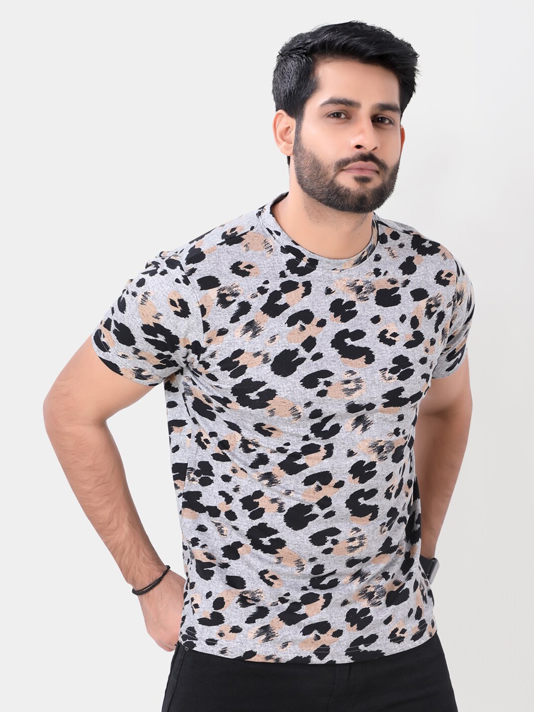 

VASTRADO Abstract Printed Cotton T-shirt, Grey