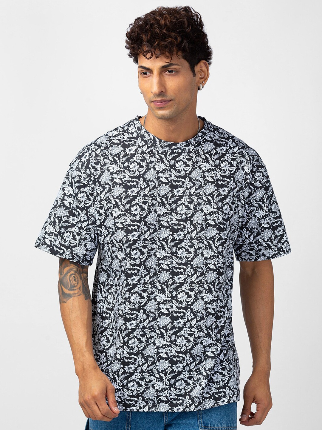 

VASTRADO Floral Printed Cotton Oversize Fitted T-shirt, Navy blue
