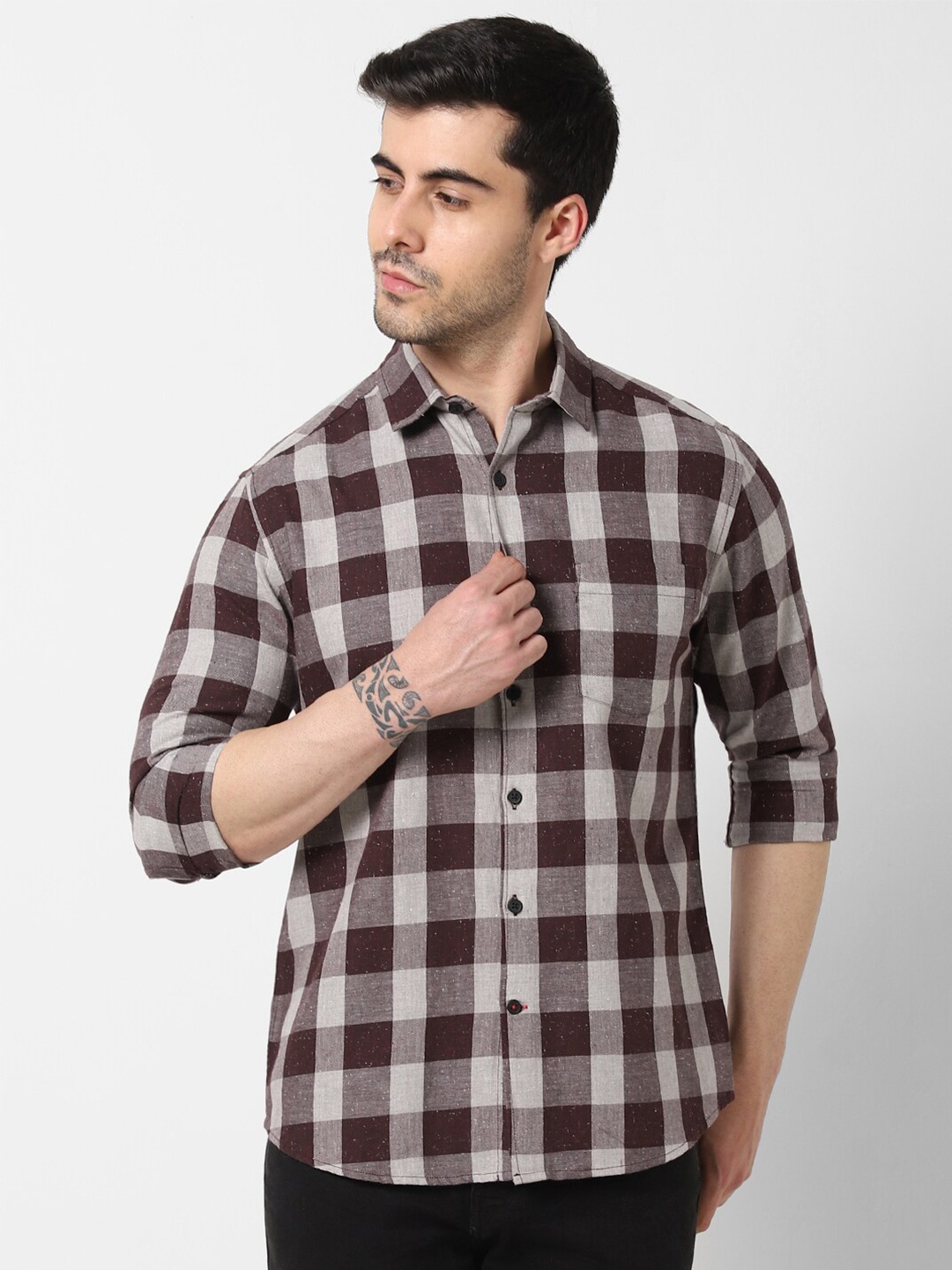 

VASTRADO Men Maroon Buffalo Checks Checked Casual Shirt