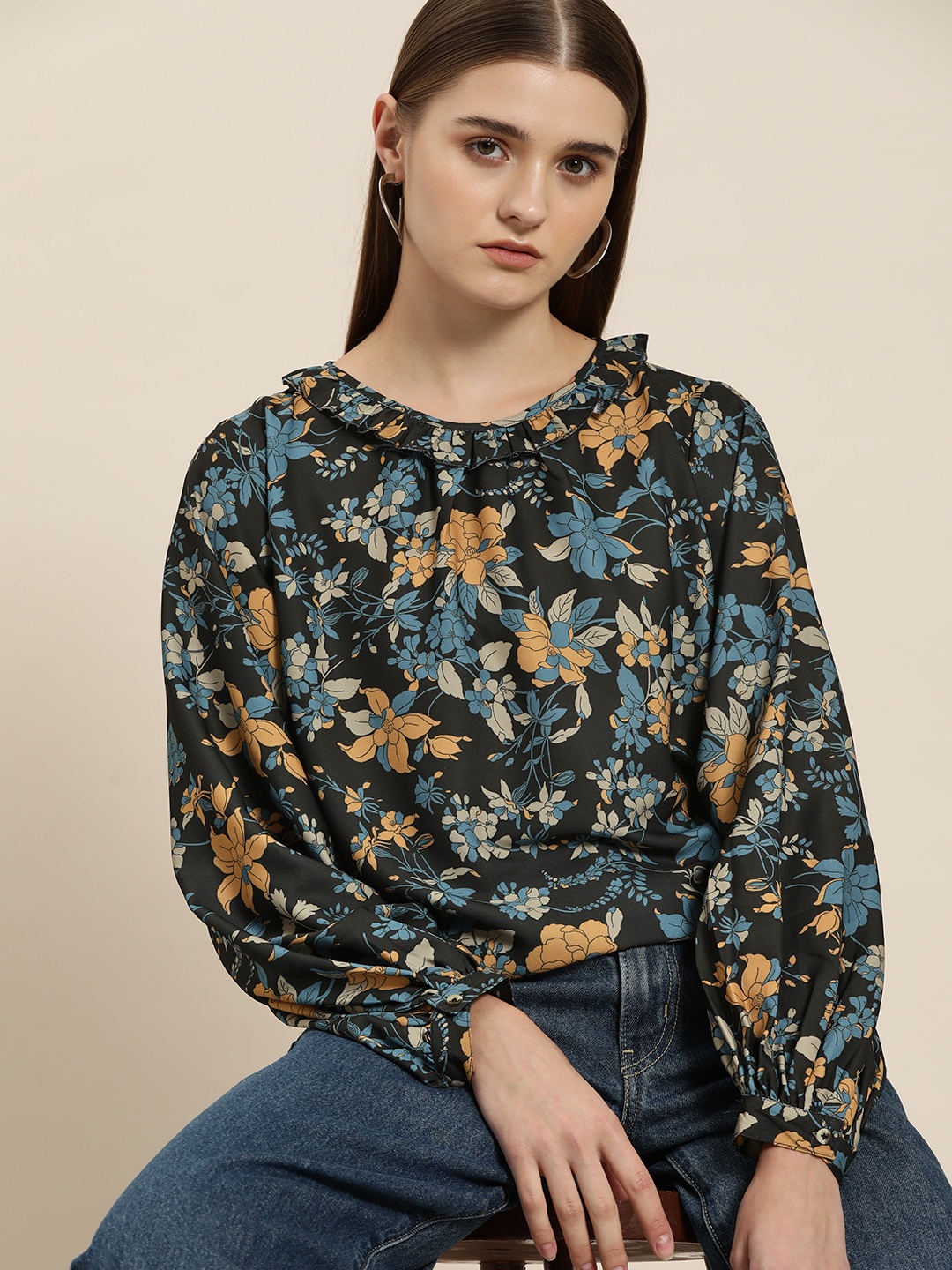 

her by invictus Floral Print Ruffles Top, Black