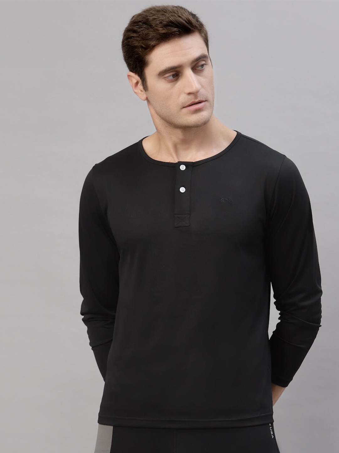 

JUMP USA Henley Neck Long Sleeves Running T-shirt, Black