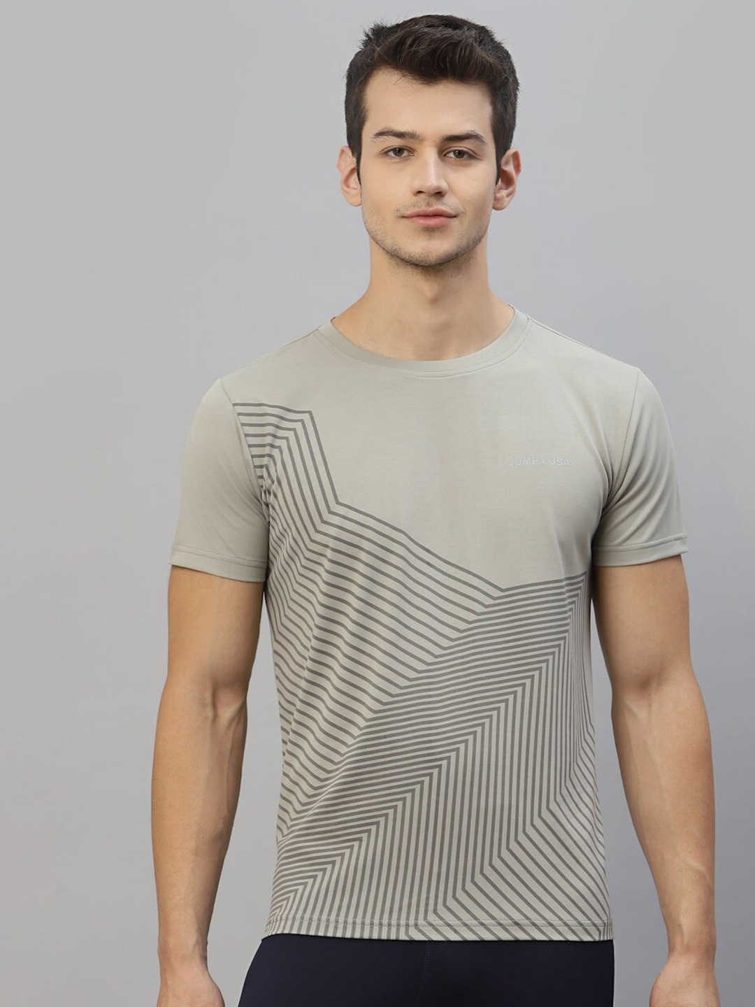 

JUMP USA Striped Rapid-Dry Training or Gym T-shirt, Grey