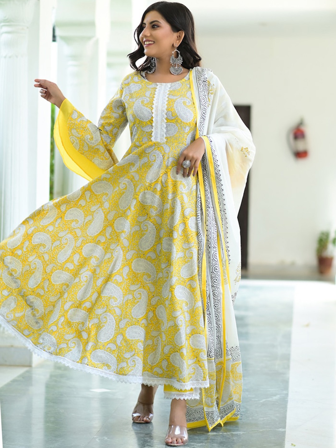 

Hatheli Paisley Printed Pure Cotton Kurta with Trousers & With Dupatta, Yellow