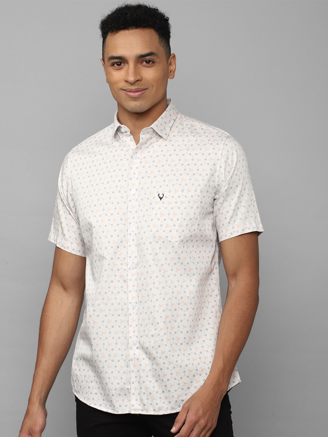 

Allen Solly Slim Fit Geometric Printed Pure Cotton Casual Shirt, Cream