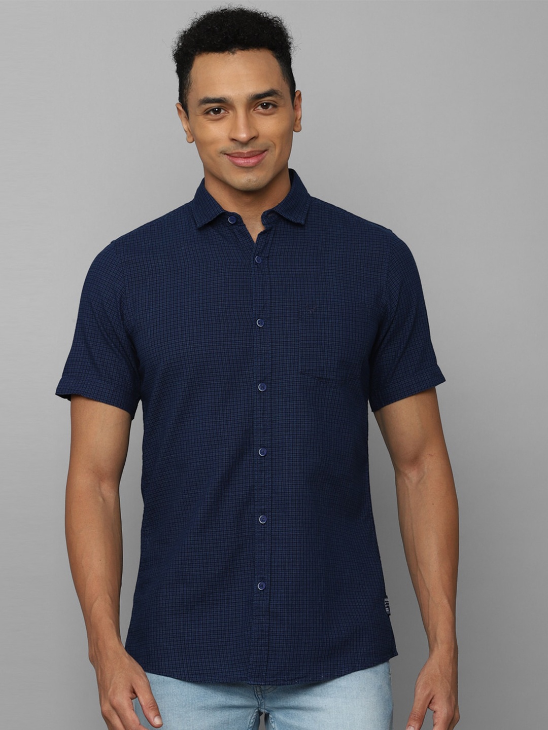 

Allen Solly Sport Plus Size Grid Tattersall Checks Pure Cotton Casual Shirt, Navy blue