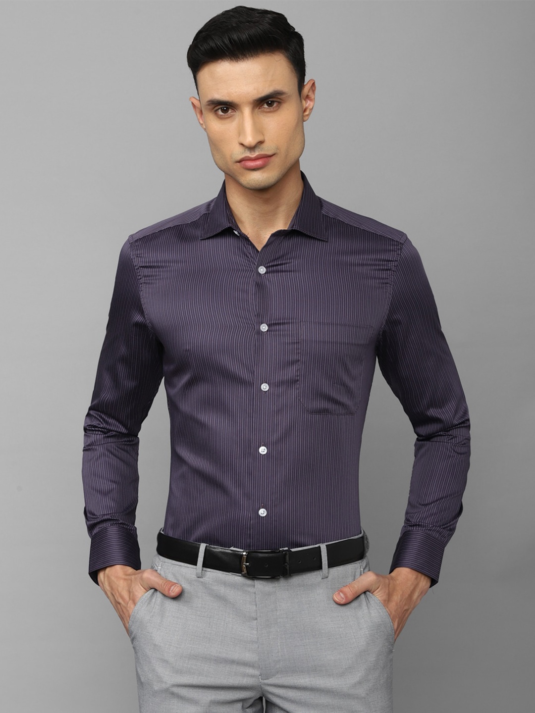 

Louis Philippe Vertical Stripes Striped Pure Cotton Formal Shirt, Purple