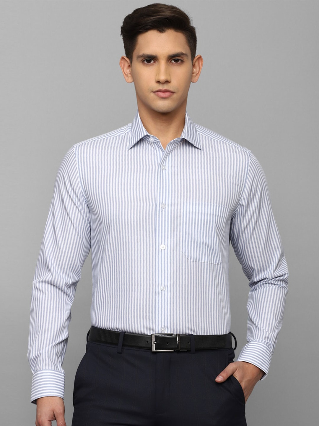 

Louis Philippe Vertical Stripes Striped Pure Cotton Formal Shirt, Blue