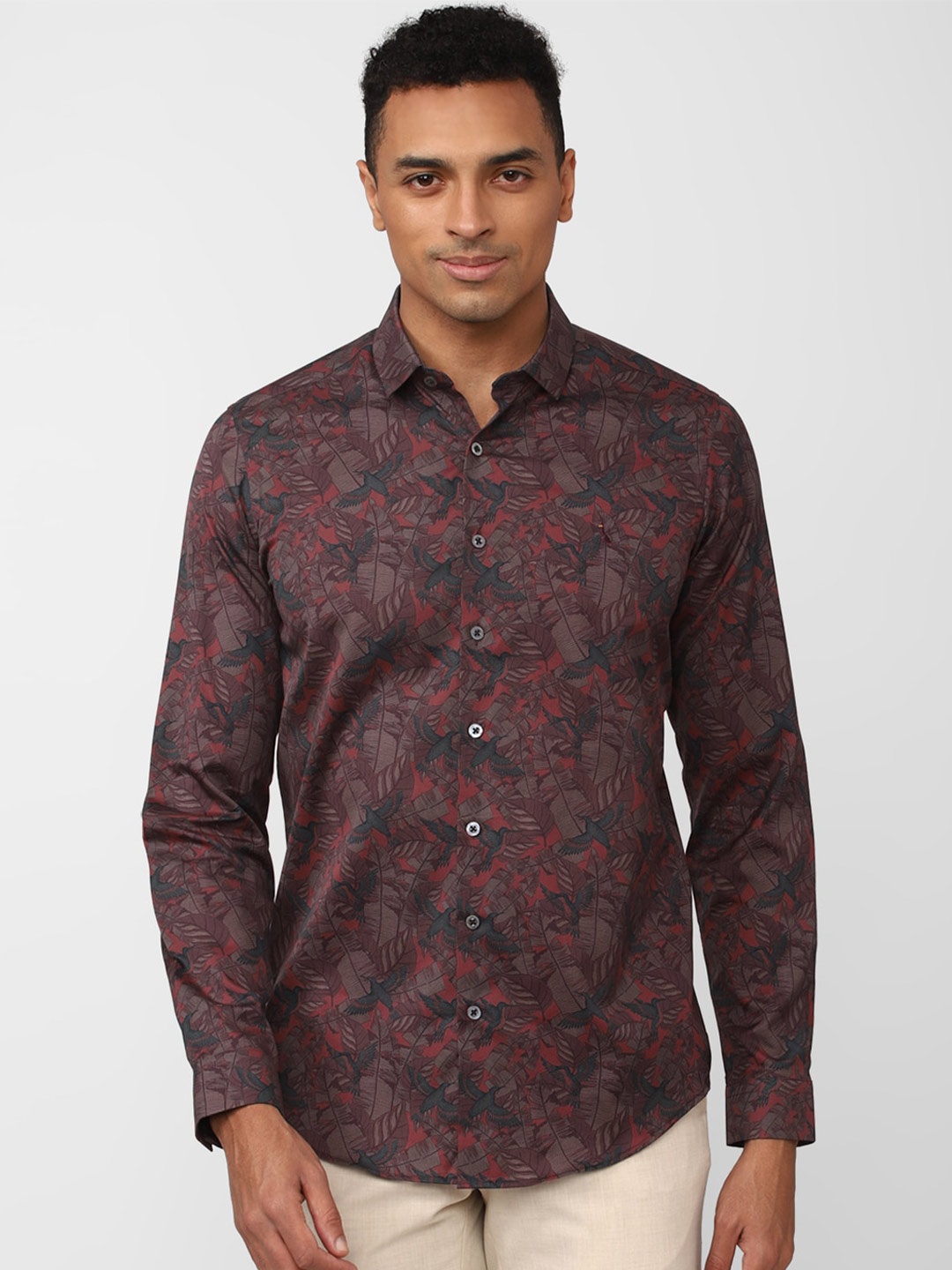 

SIMON CARTER LONDON Men Brown Slim Fit Floral Printed Casual Shirt