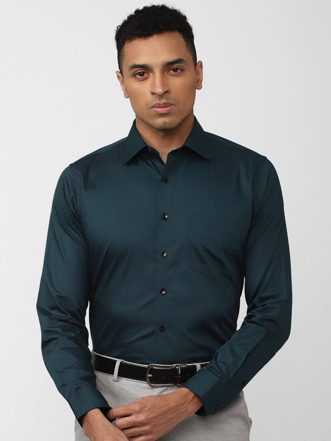 

Van Heusen Plus Size Spread Collar Slim Fit Formal Shirt, Teal