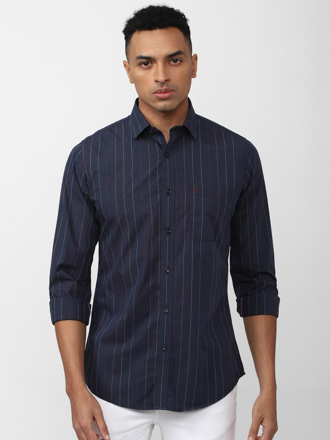 

Van Heusen Sport Slim Fit Vertical Stripes Striped Casual Shirt, Navy blue