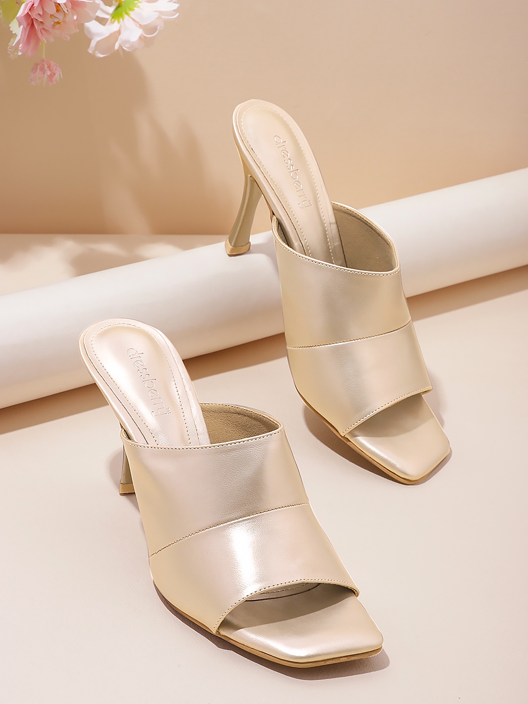 

DressBerry Heeled Mules, Gold