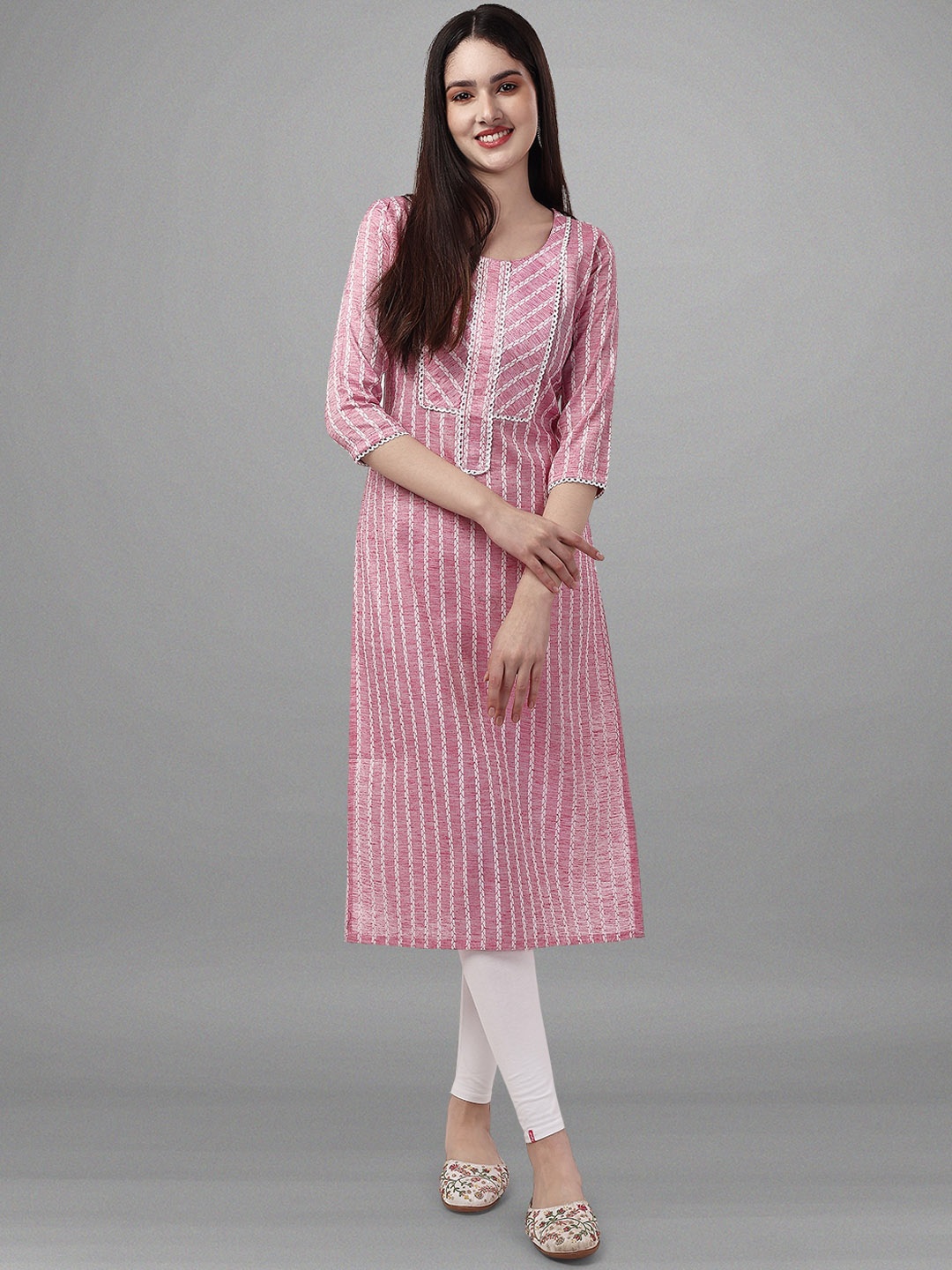 

MotiHamir Striped Round Neck Pure Cotton Kurta, Pink