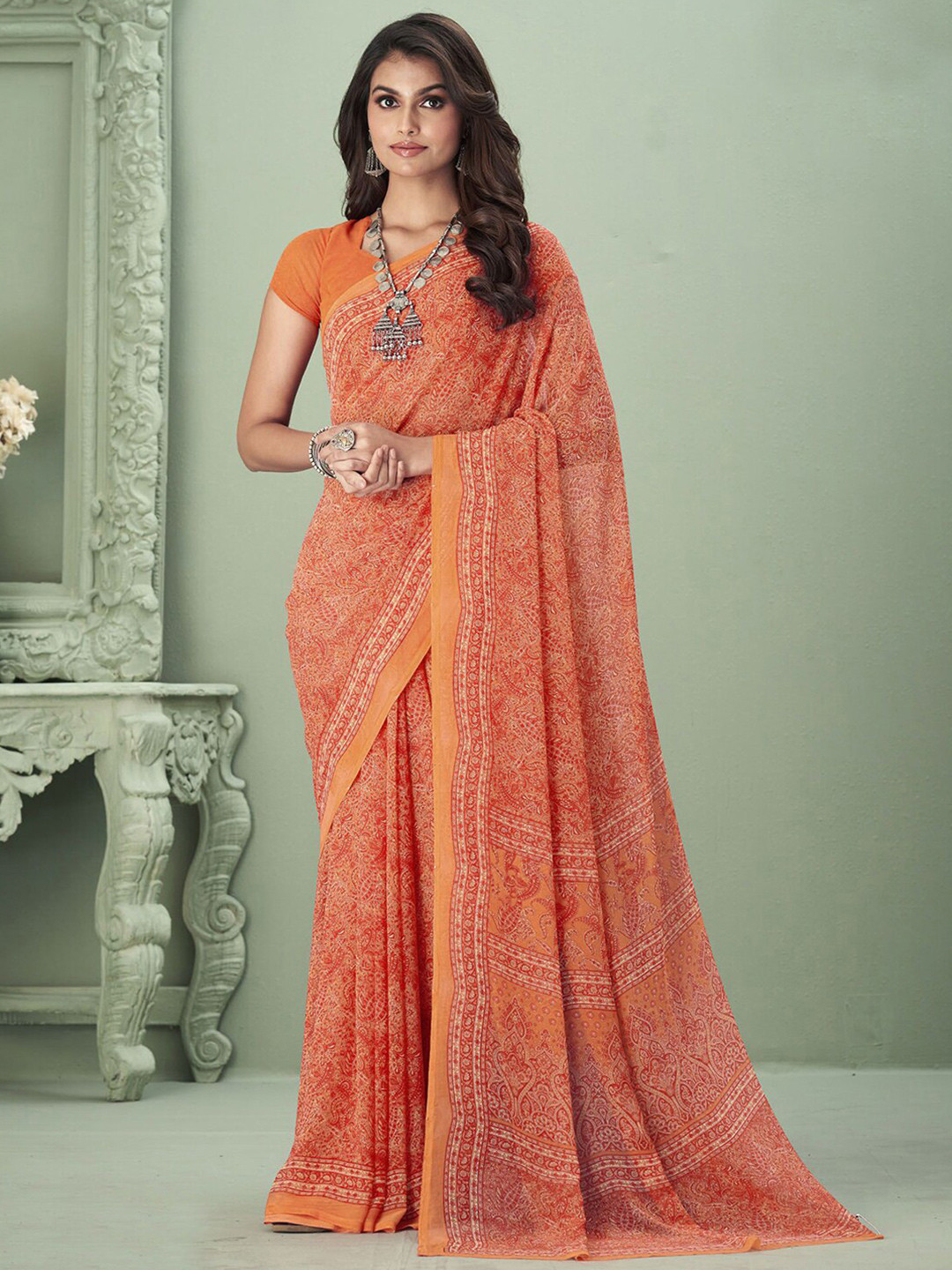 

Satrani Ethnic Motifs Printed Saree, Orange