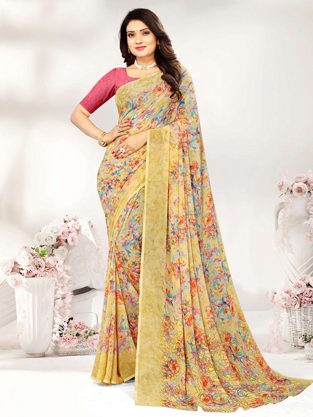 

Satrani Floral Printed Saree, Beige