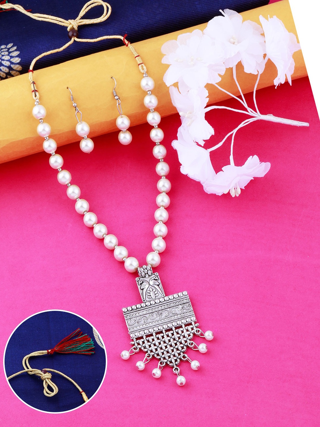 

Silver Shine Silver-Plated Beaded Oxidised Jewellery Set, White