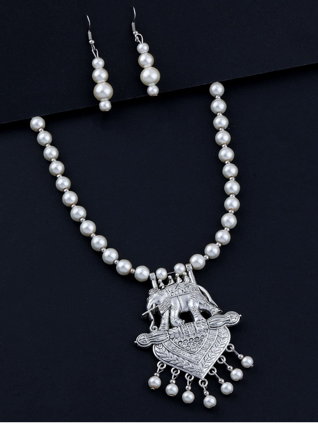 

Silver Shine Silver-Plated Elephant Design Beaded Jewellery Set, White
