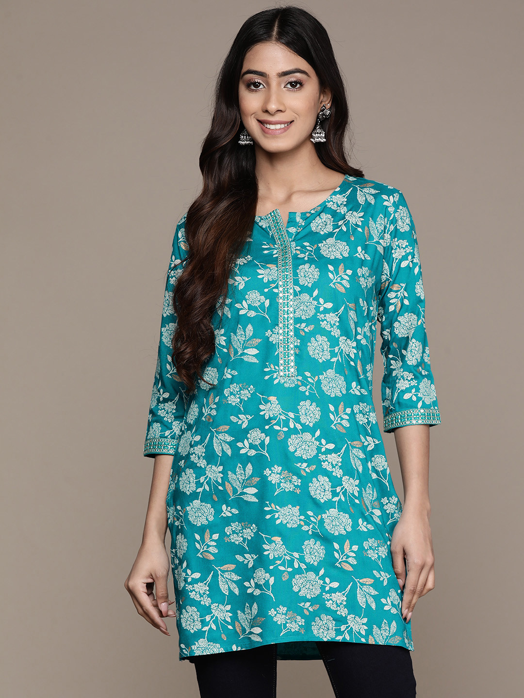 

Anubhutee Floral Printed Straight Kurti, Turquoise blue