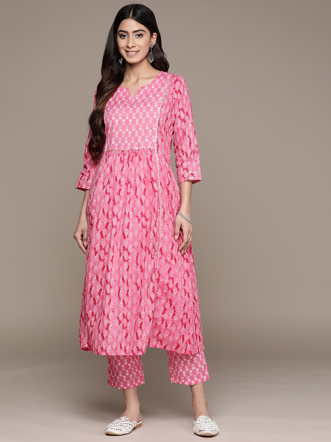 

Anubhutee Women Pink Floral Printed Gotta Patti Pure Cotton Kurta with Trousers