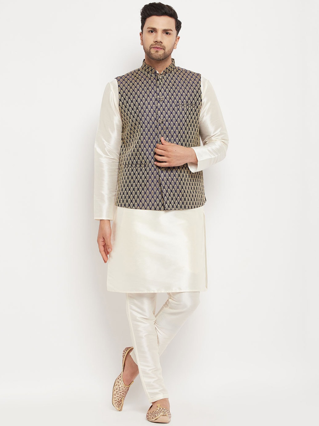 

VASTRAMAY Mandarin Collar Kurta with Pyjamas & Nehru Jacket, Cream