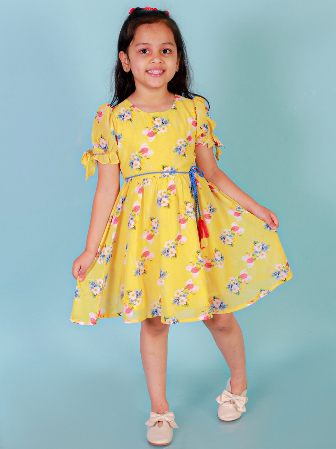 

LIL DRAMA Girls Floral Printed Puff Sleeves Fit and Flare Dress, Yellow