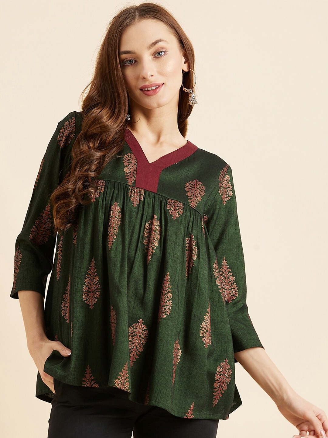 

PANIT Ethnic Motifs Printed V-Neck Pleated A-Line Kurti, Green