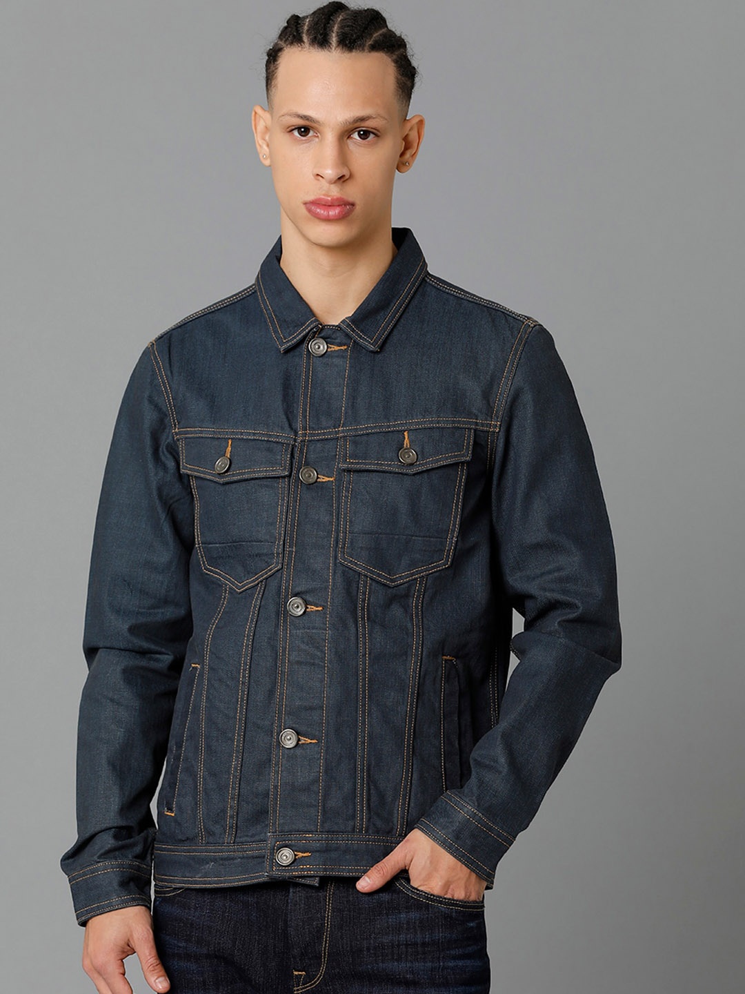 

Voi Jeans Men Washed Cotton Denim Jacket, Blue