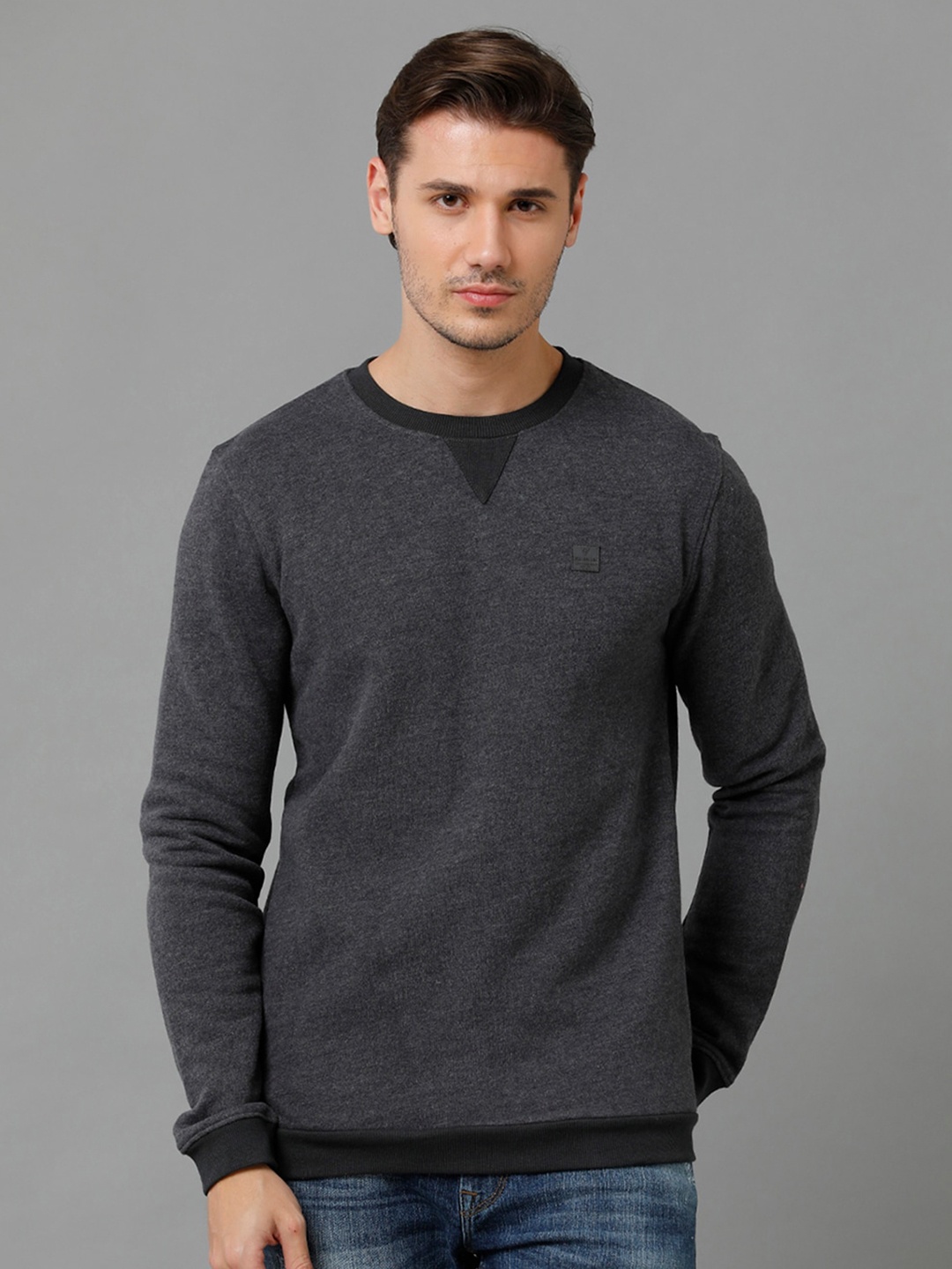 

Voi Jeans Round Neck Fleece Sweatshirt, Grey