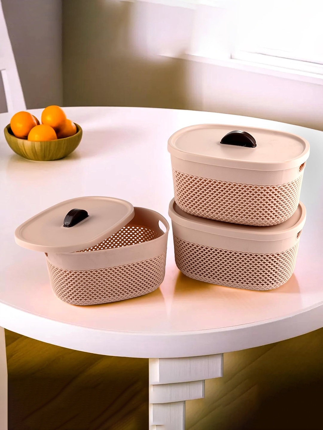 

Kuber Industries Beige 3 Pieces Netted Design Oval Baskets With Lid