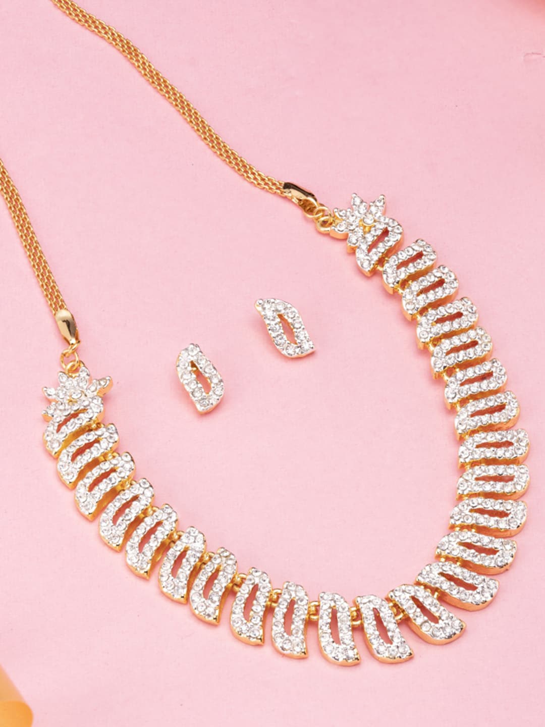 

Estele Gold-Plated Crystal-Studded Jewellery Set