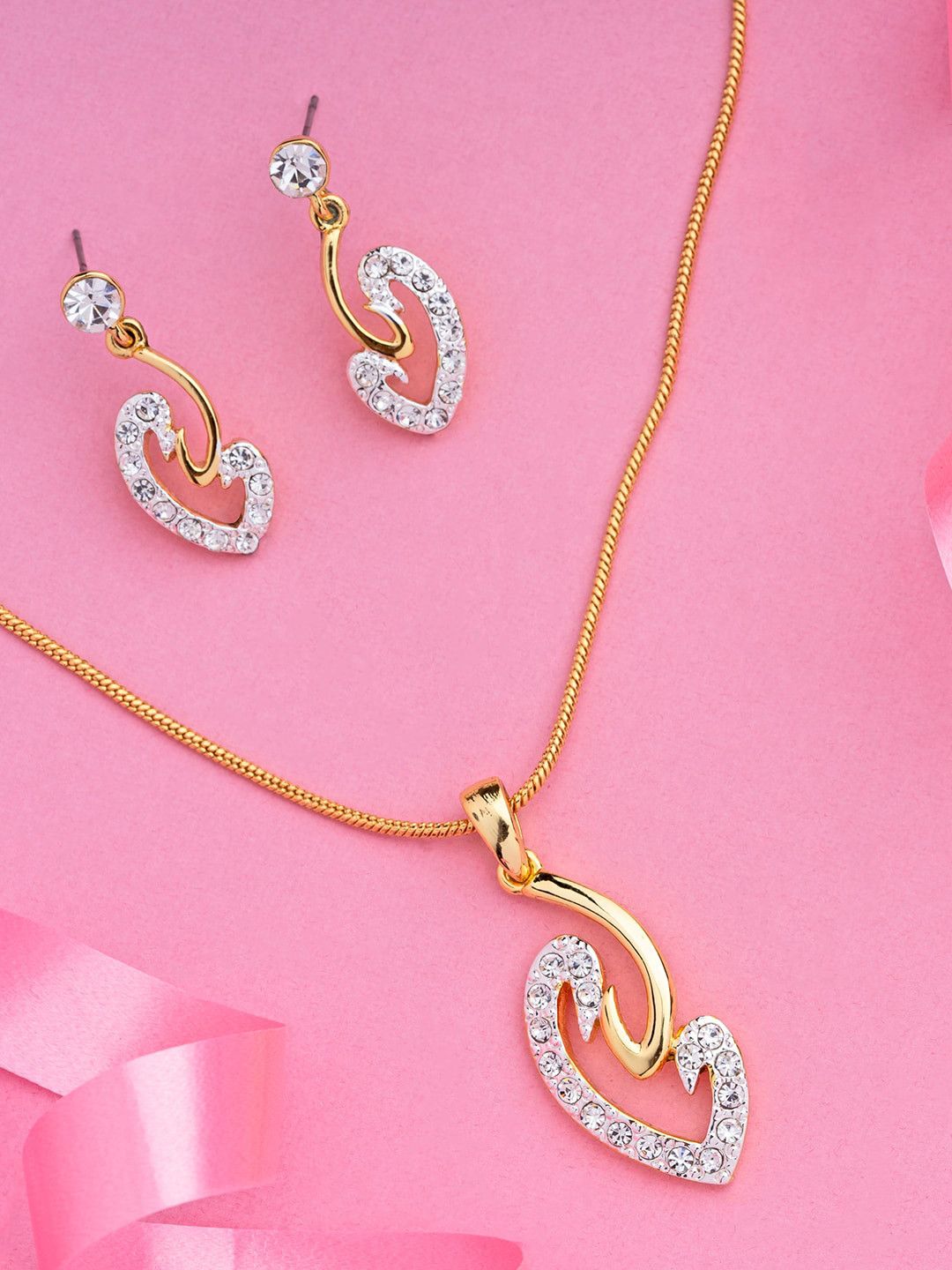 

Estele Gold-Plated Crystal-Studded Jewellery Set