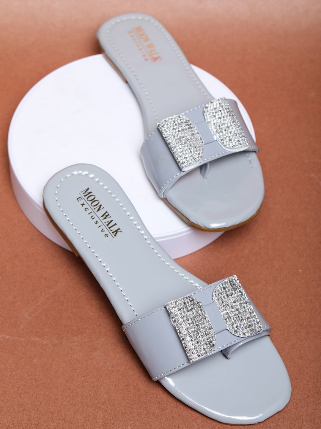 

Moonwalk Women Embellished Open Toe Flats With Bows, Grey
