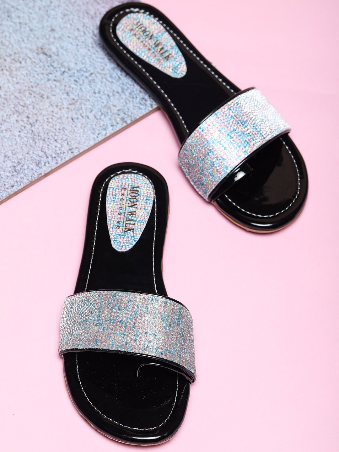 

Moonwalk Women Embellished Open Toe Flats, Silver