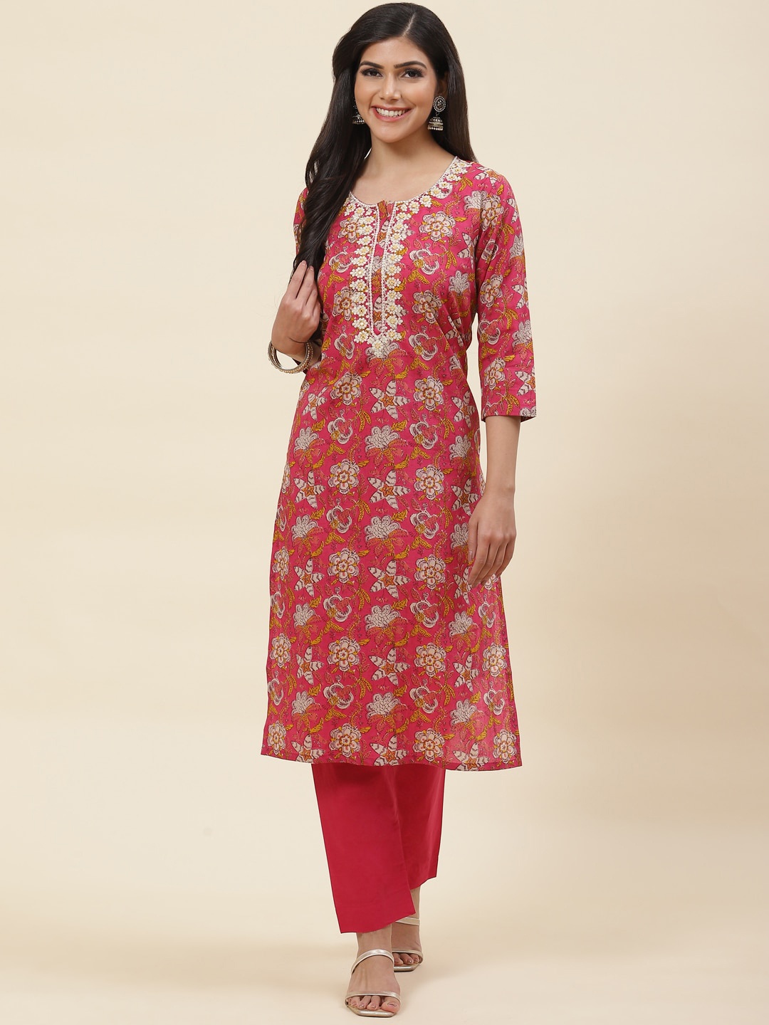 

Meena Bazaar Women Pink Floral Printed Kurta with Trousers
