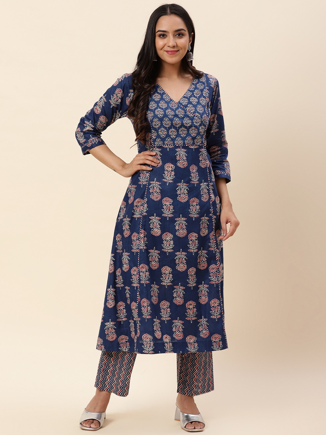 

Meena Bazaar Floral Printed Straight Cotton Kurta with Trousers, Navy blue