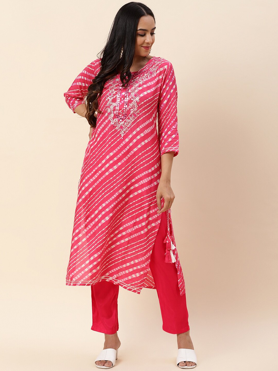 

Meena Bazaar Leheriya Printed Thread Work Kurta with Trousers, Pink