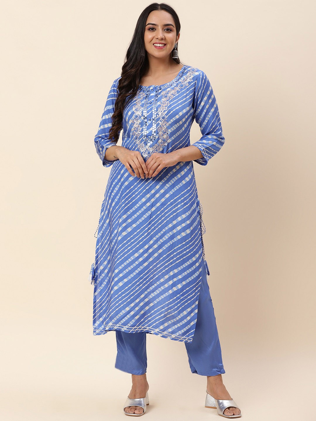 

Meena Bazaar Women Blue Leheriya Printed Gotta Patti Kurta with Trousers
