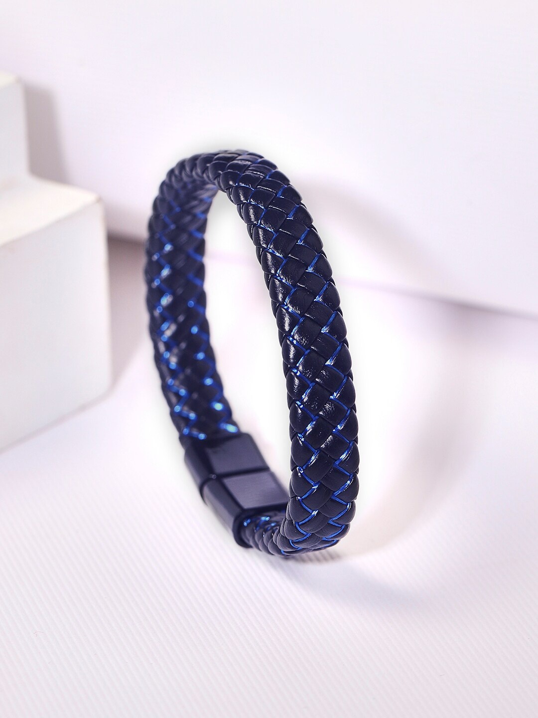 

Roadster Men Braided Bracelet, Black