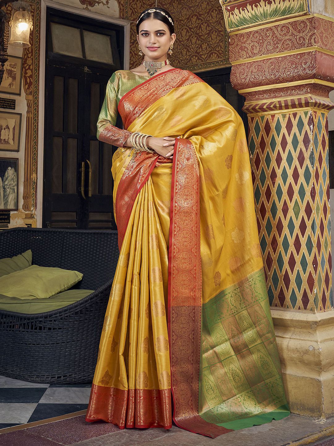 

Satrani Ethnic Motifs Woven Design Zari Banarasi Saree, Yellow