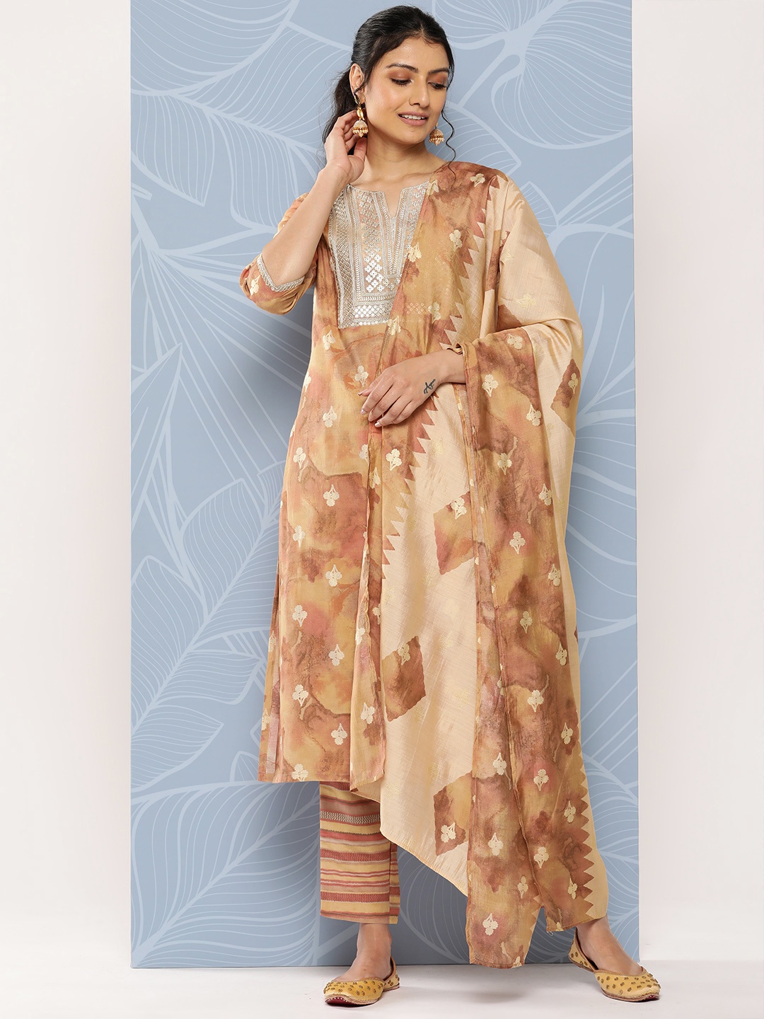 

Libas Floral Yoke Design Regular Sequinned Kurta With Trousers & Dupatta, Tan