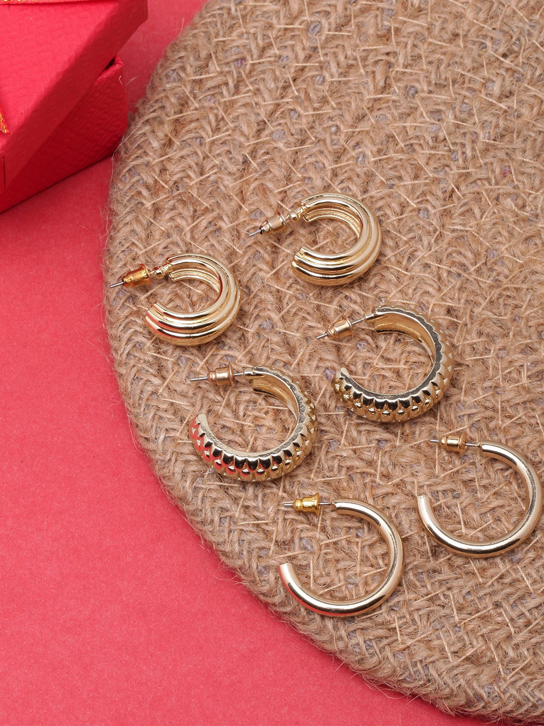 

DIVA WALK Set Of 3 Gold-Plated Circular Half Hoop Earrings