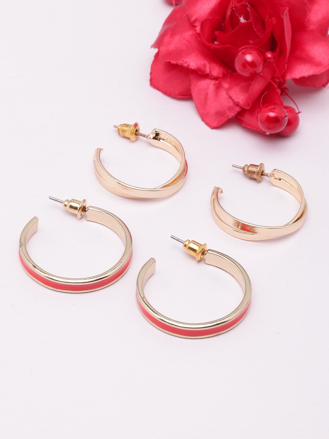 

DIVA WALK Set Of 2 Gold-Plated Circular Half Hoop Earrings