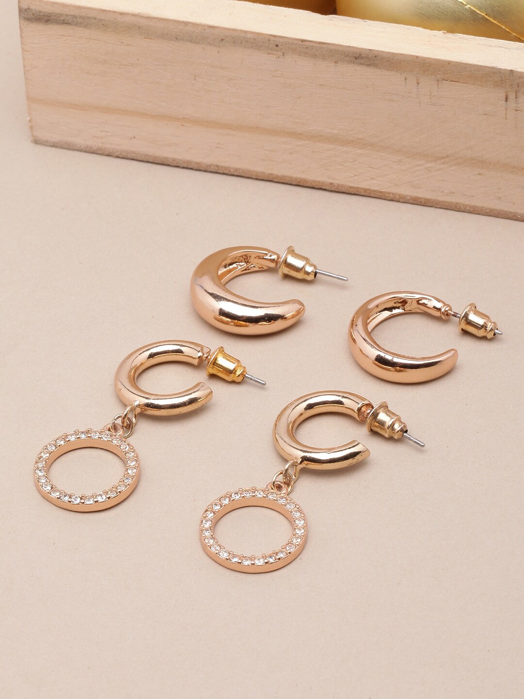 

DIVA WALK Set Of 2 Gold-Plated Circular Rhinestone Studded Half Hoop Earrings