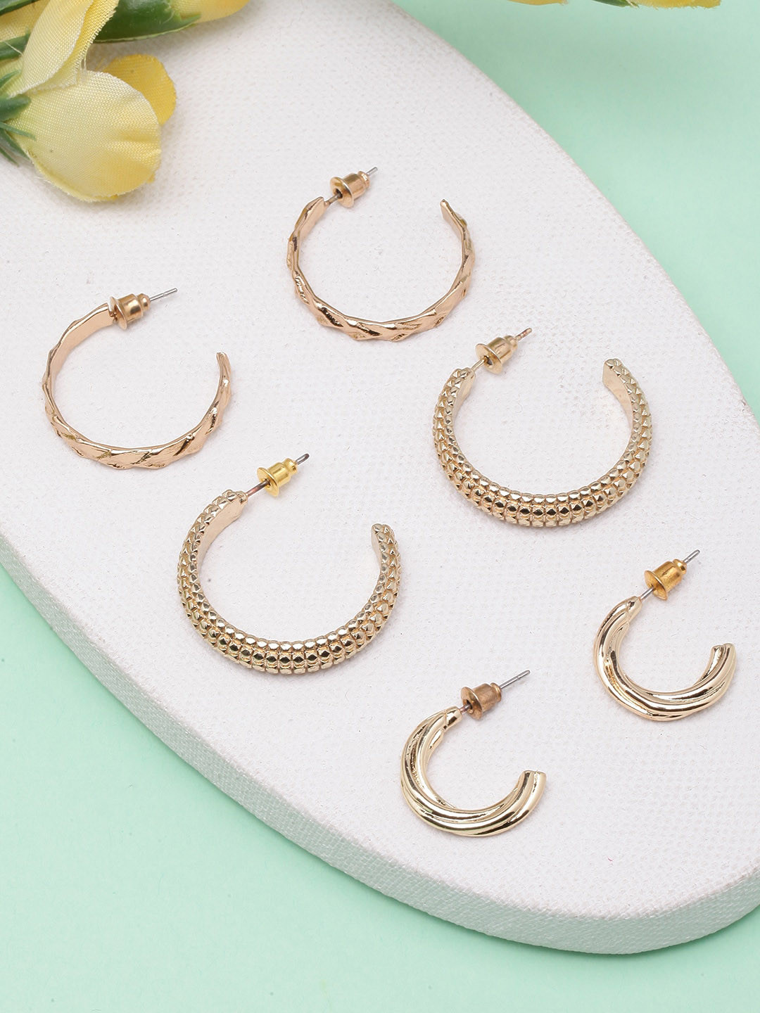 

DIVA WALK Set of 3 Gold-Plated Contemporary Half Hoop Earrings