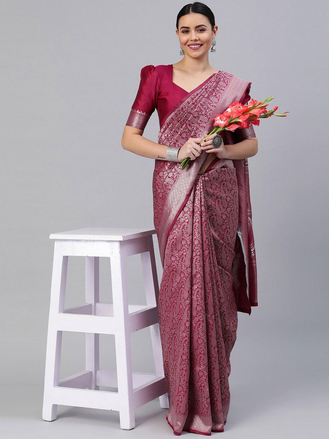 

KALINI Red & Silver-Toned Woven Design Zari Banarasi Saree