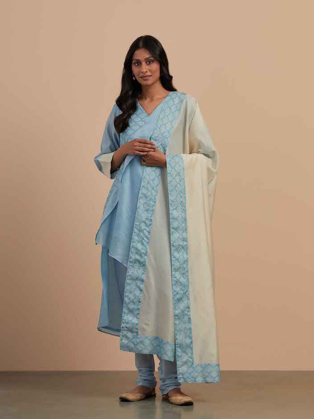 

SMRITI GUPTA Solid Chanderi Dupatta, Off white