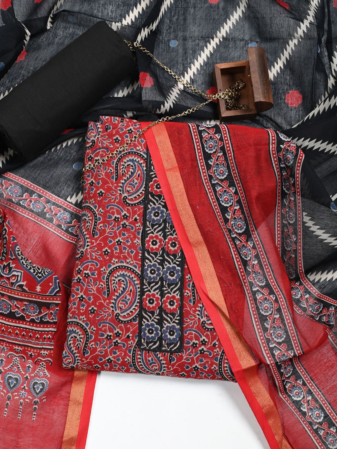 

Meena Bazaar Black & Red Printed Pure Cotton Unstitched Dress Material