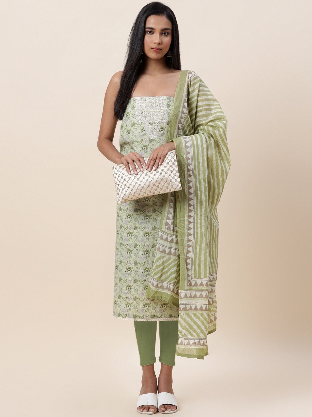 

Meena Bazaar Printed Pure Cotton Unstitched Dress Material, Green